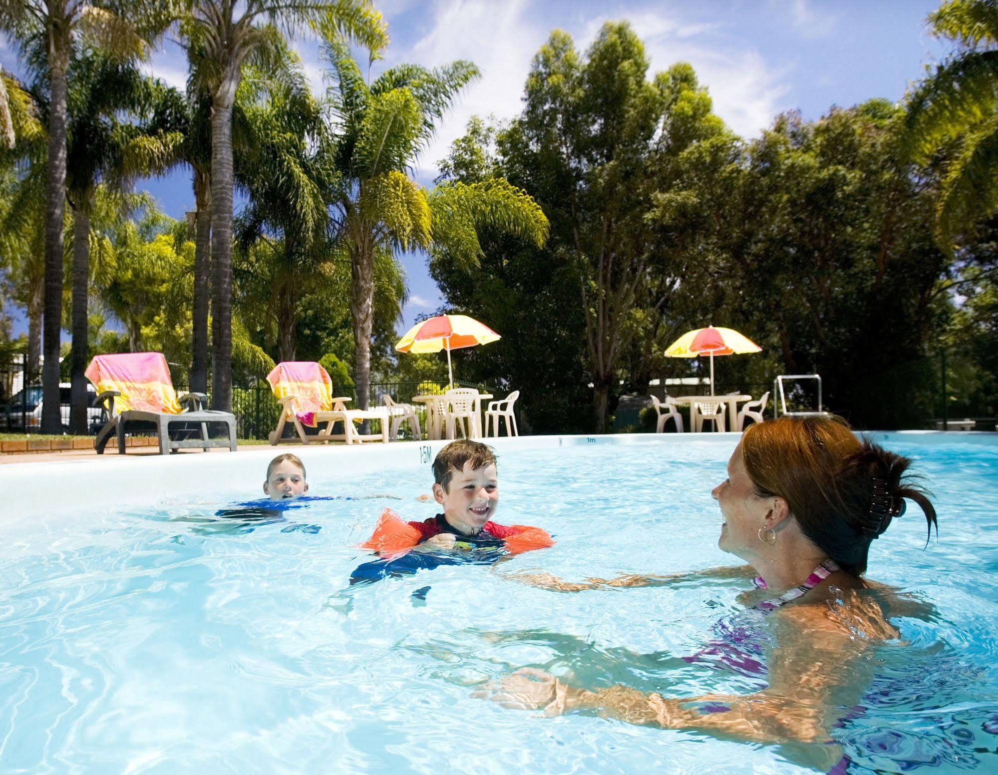 Acclaim Kingsway Tourist Park Hotel Madeley Luaran gambar